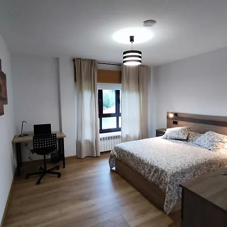 Casa Rigo En Sigueeiro, Cerca De Santiago De Compostela